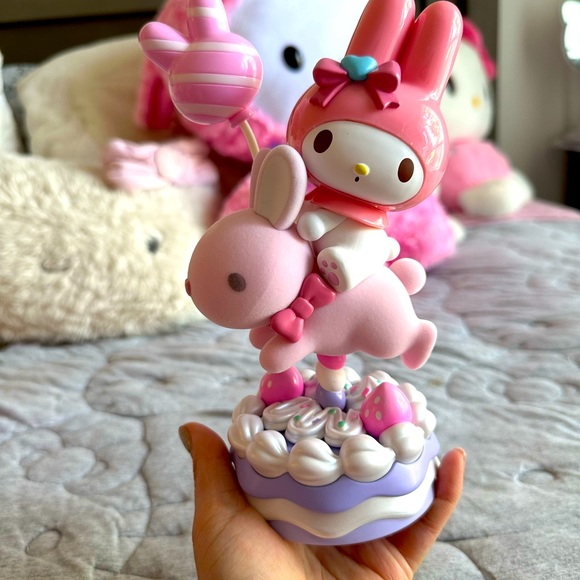 My Melody figurine 8” Easter - Picture 7 of 8